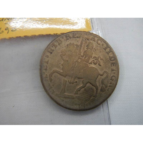 2036 - An Ireland James II 'Gunmony' crown, 1690.