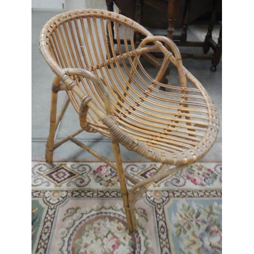 2358 - A wicker chair.