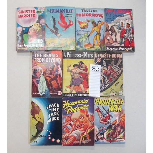 2565 - A good collection of 10 early Sci-Fi pulp magazines / books including The Human Bat, Tales of Tomorr... 