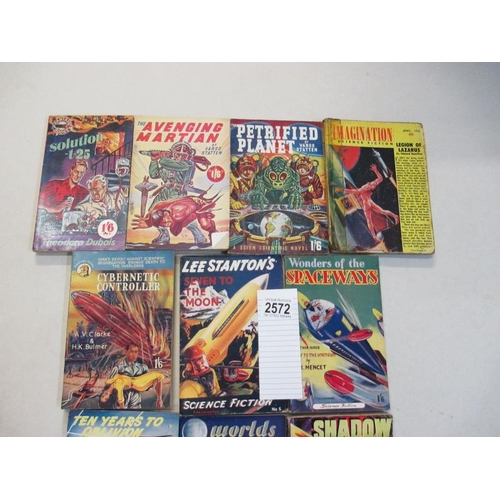 2572 - A good collection of 10 early Sci-Fi pulp magazines books including The Avenging Martian, Petrified ... 