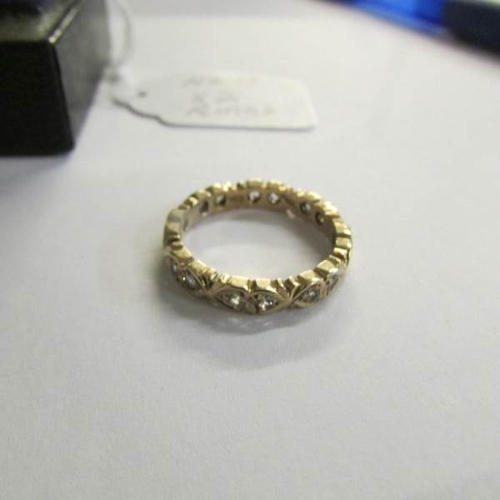 2470 - A vintage 9ct gold cameo ring together with a vintage stone set wedding band in 9ct gold, dated Lond... 