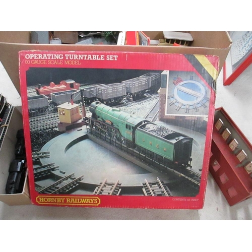 2621 - Box containing quantity of 00 scale Hornby Railways rolling stock, accessories and track