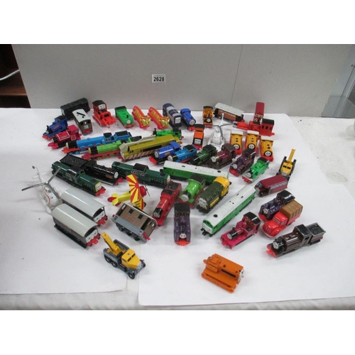 2628 - Box containing various ERTL Thomas Tank series vehicles