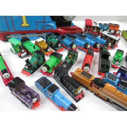 2630 - Box containing various ERTL Thomas Tank series vehicles including a carry case