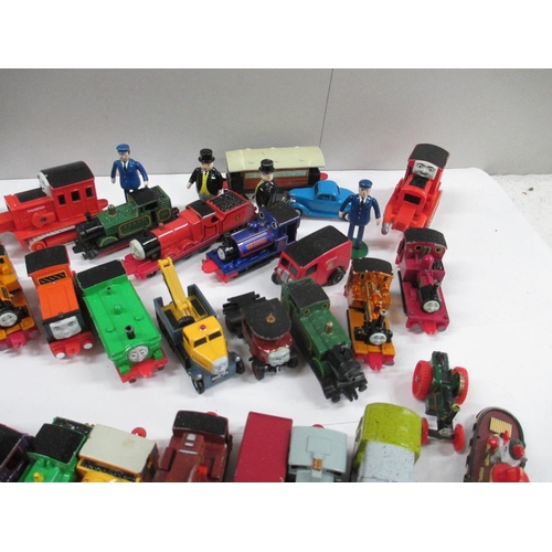 2638 - Box containing various ERTL Thomas Tank series vehicles