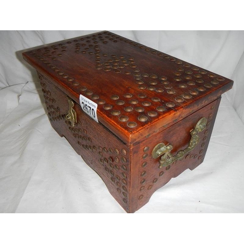 2670 - A good old brass mounted jewellery box, catch needs attention.