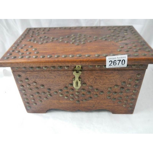 2670 - A good old brass mounted jewellery box, catch needs attention.