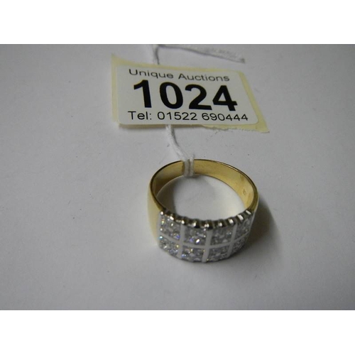 1024 - An 8 stone 18ct yellow gold 8.9 gram diamond ring, size Q.