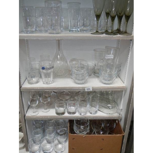 771 - 4 shelves of glass.