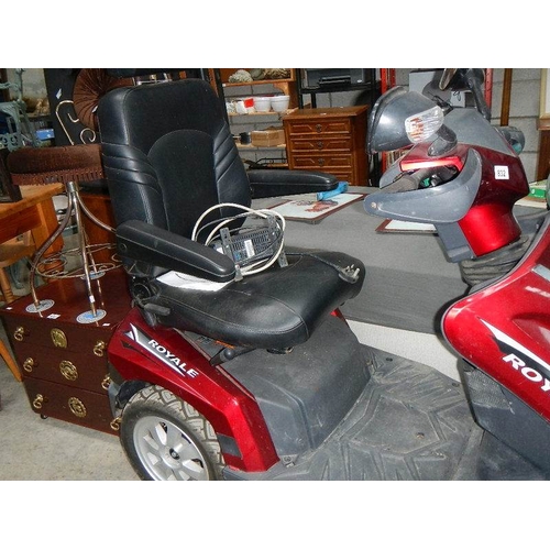 832 - A top quality 3 wheel Royal electric mobility scooter.