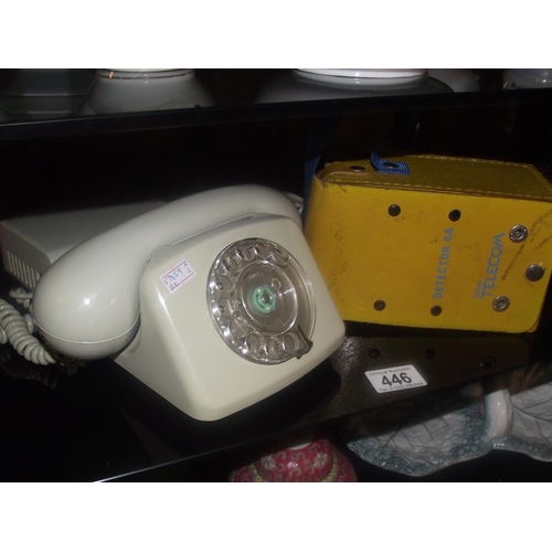 446 - A vintage dial telephone and a BT detector 4A