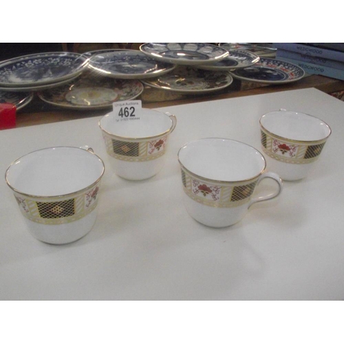 462 - 4 Royal Crown Derby (Derby Boarder) tea cups