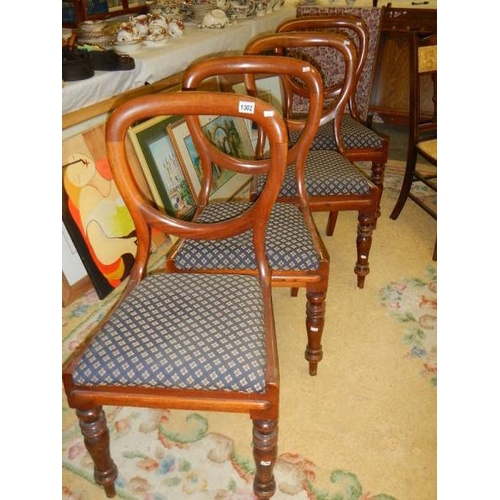 1302 - A good set of 4 Victorian balloon back dining chairs on turned legs.