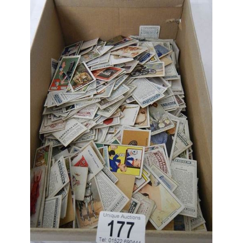 177 - Approximately 2000 cigarette cards from a variety of manufacturers including Player's, Churchman, Ca... 