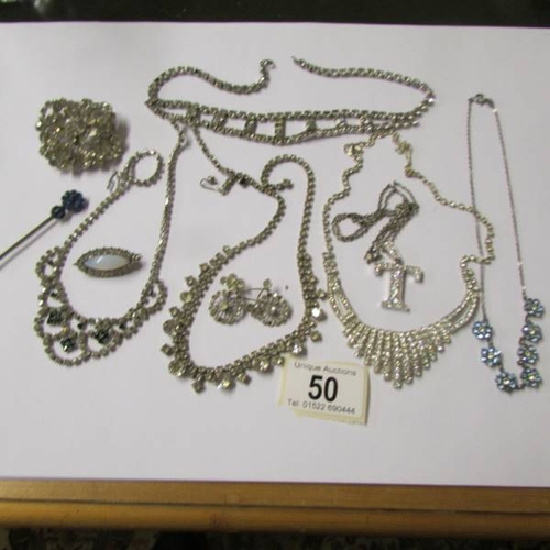 50 - An mixed lot of old paste and other jewellery (10 pieces).