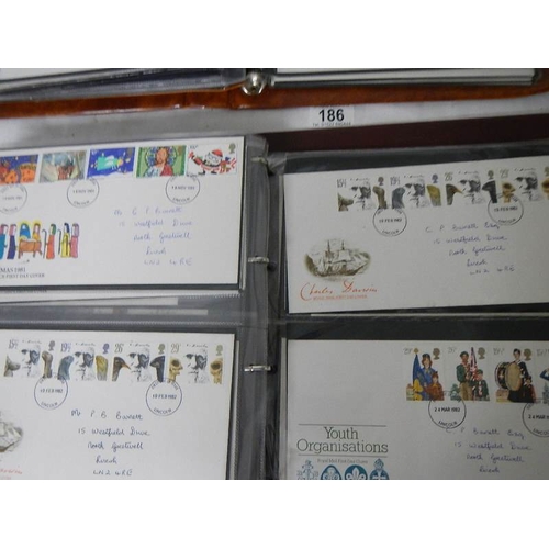 186 - 6 albums of first day covers (one empty).