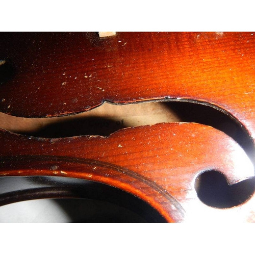 199 - A mid 20th century cased violin with bow - A copy of Jacobus Steiner.