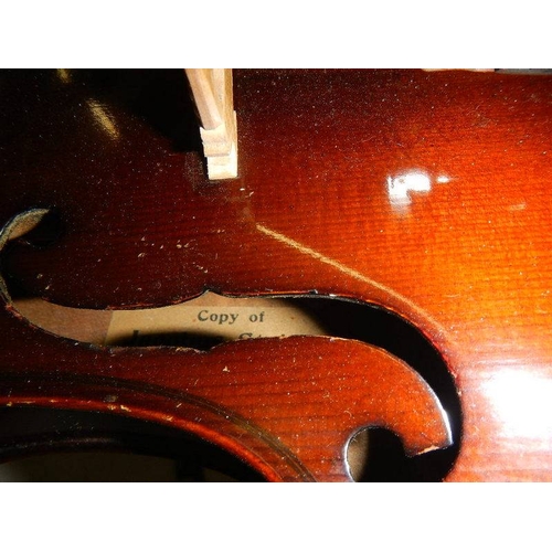 199 - A mid 20th century cased violin with bow - A copy of Jacobus Steiner.