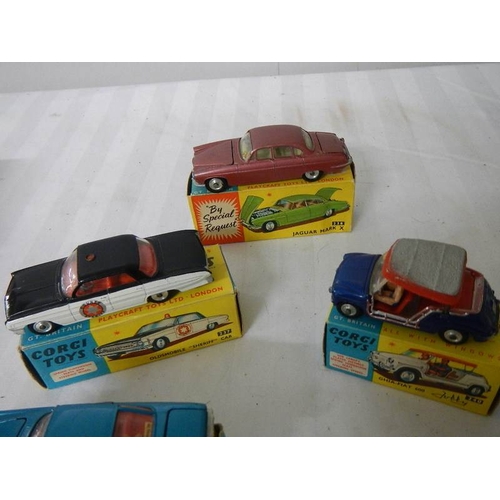 215 - 5 boxed Corgi cars - Nos 228, 237, 238, 240 and 240.  All in good condition and in original boxes.