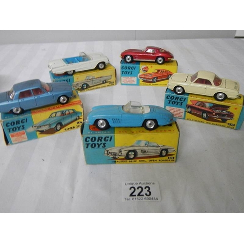 223 - 5 boxed Corgi toys Nos 215s, 239, 252, 303, 310, Ford, Rover, Mercedes etc., in original boxes, some... 