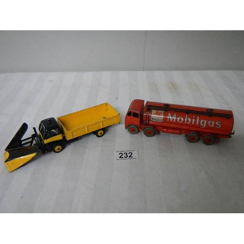 232 - A Dinky 941 Foden Mobilgas tanker and 958 Guy Warrior snow plough.