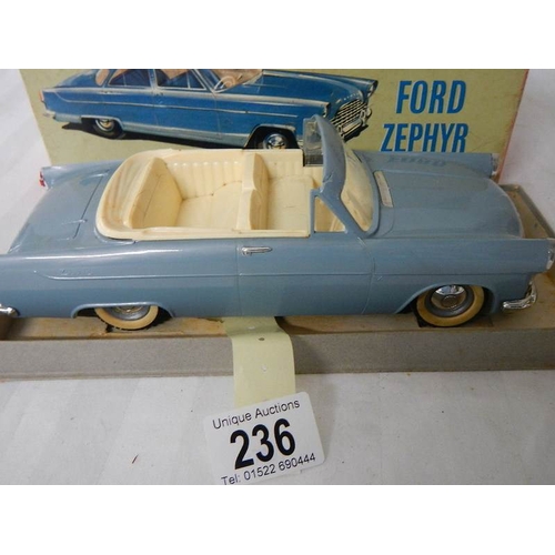 236 - A Triang Minic electric battery operated Ford Zephyr, 1/20 scale.