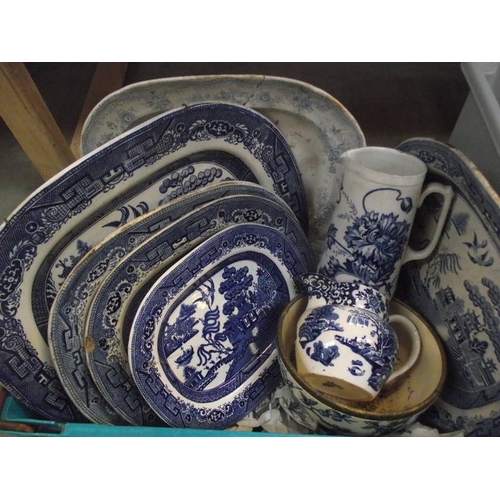 310 - A mixed lot of 19/20th century blue and white meat platters, tureens etc, a/f.