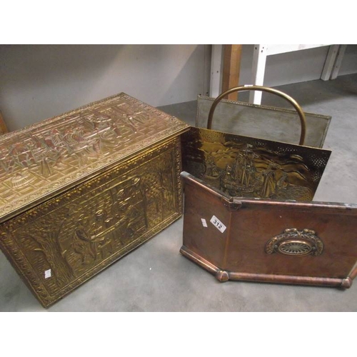 312 - A Victorian brass fire front together with a later log box and magazine rack.