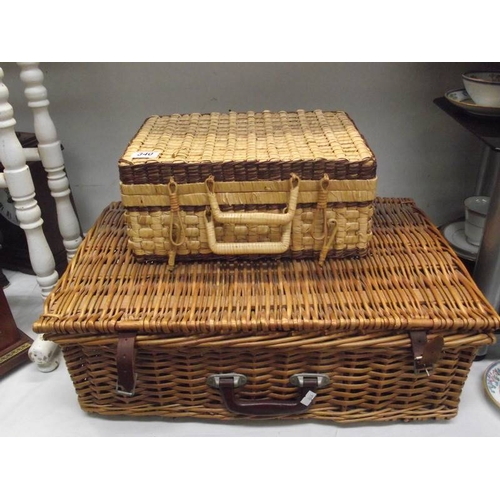 340 - 2 wicker picnic baskets.