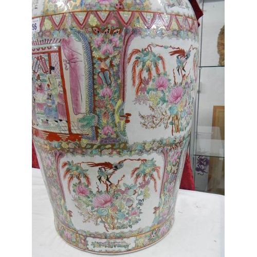 686 - A tall pair of 20th century Chinese vases, 95 cm tall.