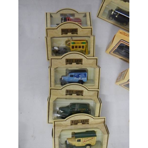 285 - A large quantity of boxed Lledo die cast models (40 in total).