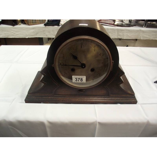 378 - 1930's oak mantle clock i.w.o. no key