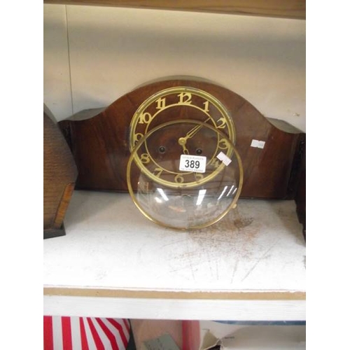 389 - Three 1930's oak mantle clocks (glass on 1 is loose)