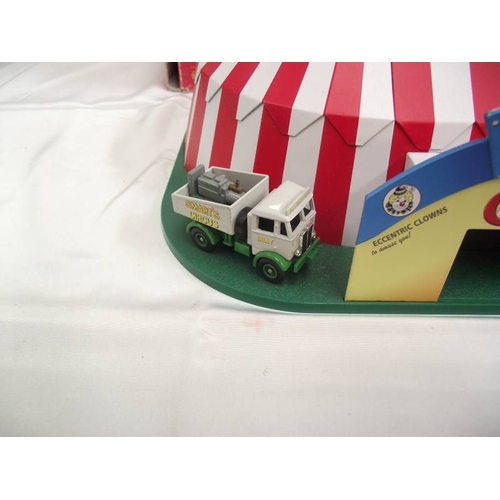 390 - Lledo BS1002 Days Gone Billy Smarts Circus Big Top Tent (box is faded and a/f)