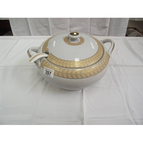 397 - A Bavarian soup tureen and ladle