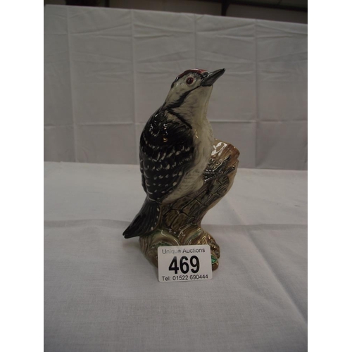 469 - A Beswick Lesser Spotted Woodpecker No 2429 ( a/f underneath on tip of tail, may be a manufacturing ... 