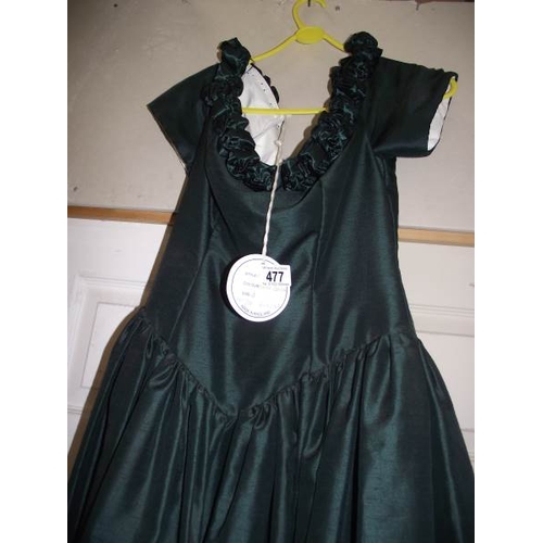 477 - A bottle green Prom / Evening dress Size 10