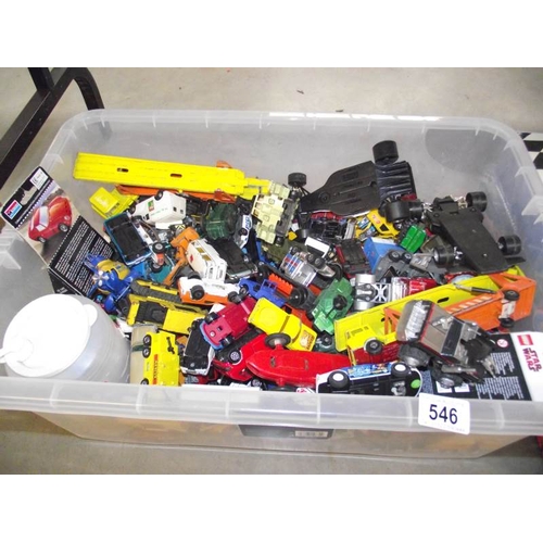 546 - A large box of loose die cast including Matchbox, Corgi, Dinky, Majestic etc.,