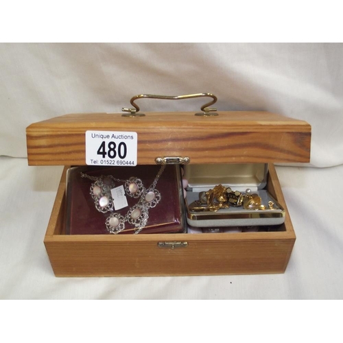 480 - A jewellery box and contents