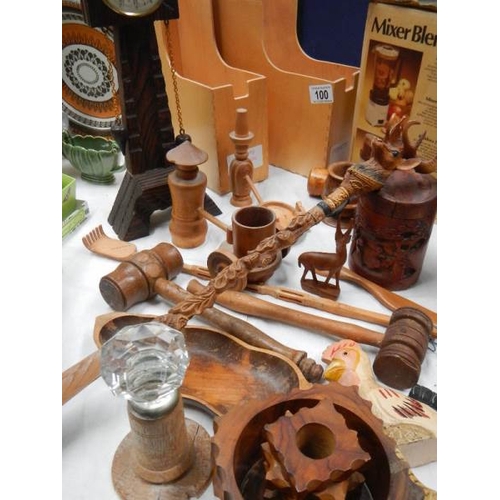 100 - A mixed lot of wooden items including 2 gavels.