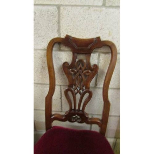 1384 - 7 good quality mahogany dining chairs.