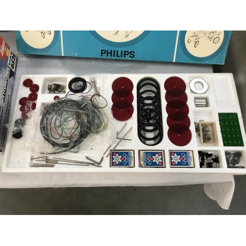 443 - 4 Philips & a Norelco ME1201 mechanical engineer sets (used but look mostly complete), being sold as... 