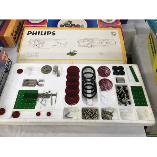 443 - 4 Philips & a Norelco ME1201 mechanical engineer sets (used but look mostly complete), being sold as... 