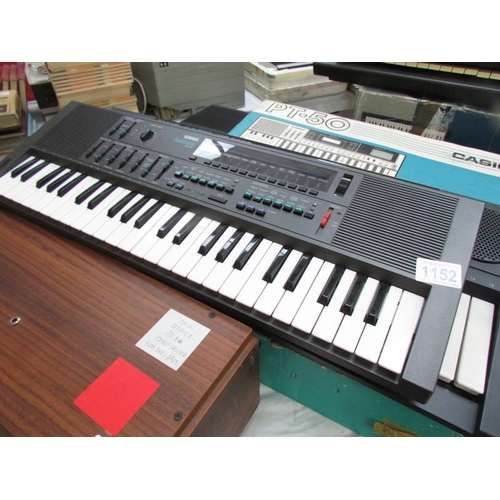 1152 - A Bontempi keyboard KS5600 working and a Yamaha Keyboard MK100, working new/boxed.