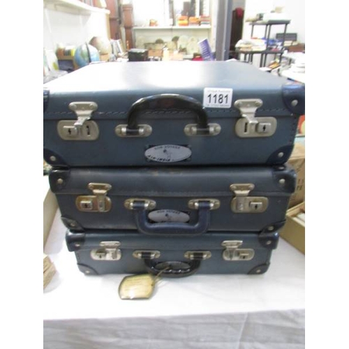 1181 - 3 old cases each with oval labels reading Bon Voyage, Air India, all in good condition but missing k... 