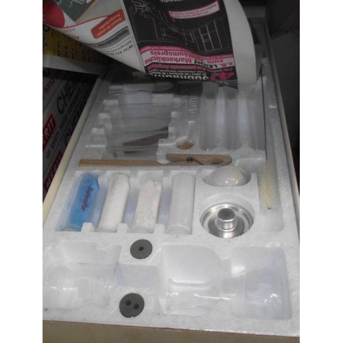 185 - 5 German Philips chemist kits, CE1402, some components may be missing, being sold as seen. Collect o... 