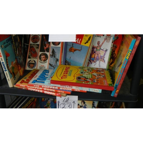 23 - A shelf of assorted annuals including TV 21, Whizzer, TV Comic, Topper etc.,