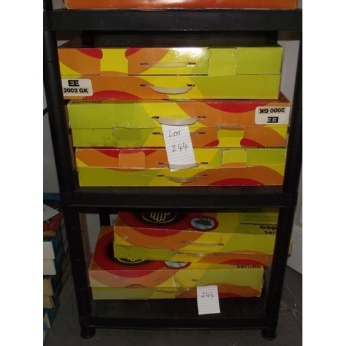 244 - Philips electronic and video sets, 2 x EE2002 GK, EE2000 GK and EE3023 x 2, may be missing some comp... 