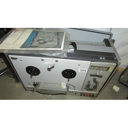 1014 - A Phillips Pro 20 reel to reel tape player, good visual condition,.