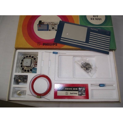106 - 6  Philips Compact  Electronic Engineer kits EE1051, some components may be missing, being sold as s... 